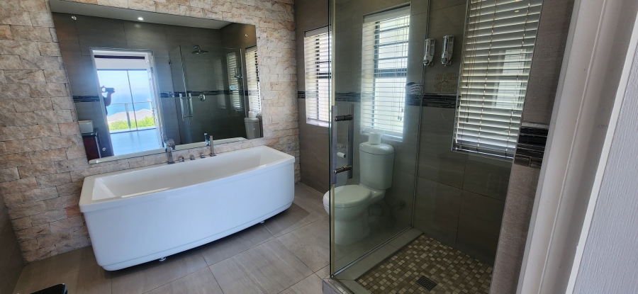 3 Bedroom Property for Sale in Dana Bay Western Cape